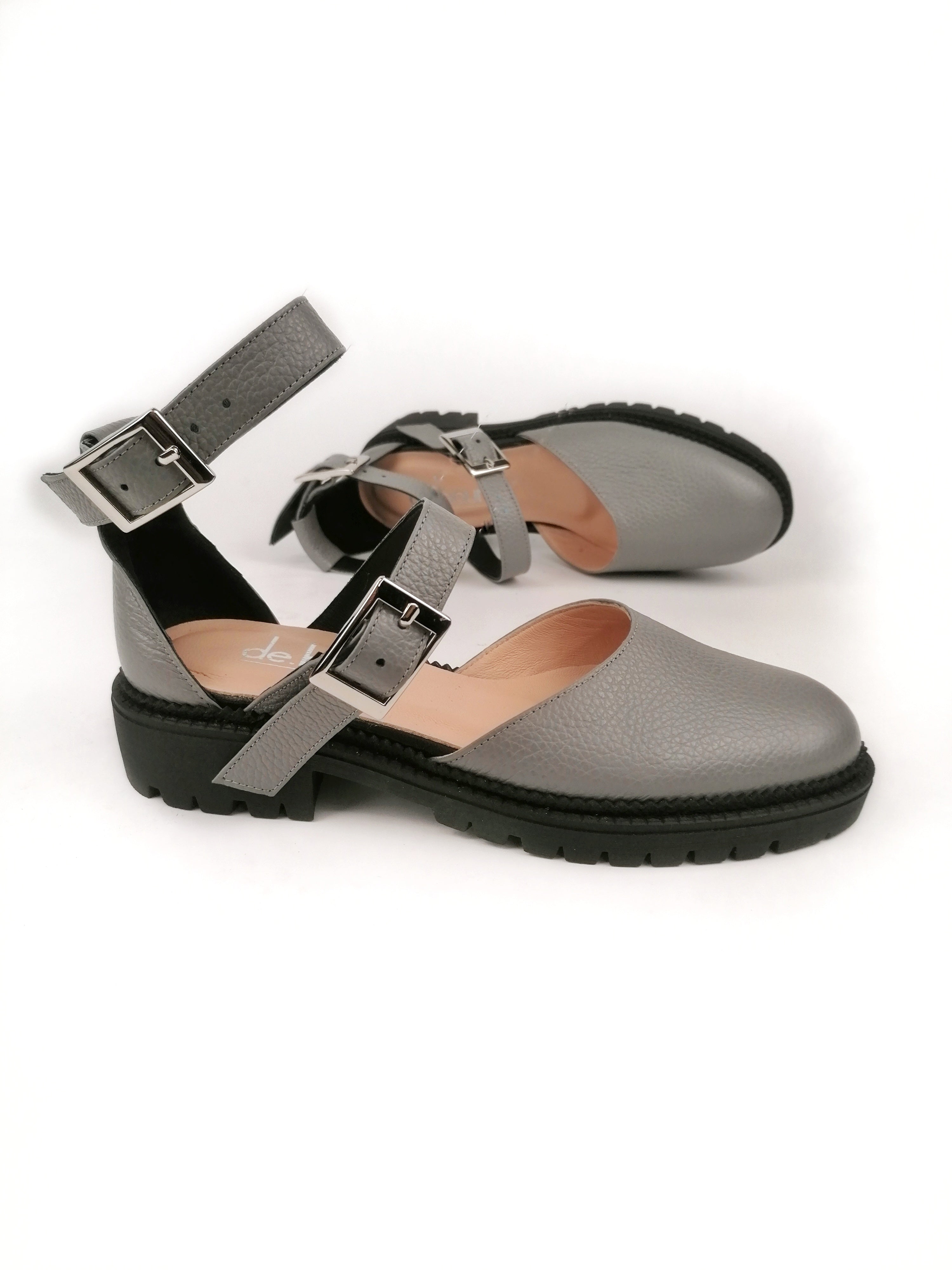 ELLIE GREY RUBBER FLATS