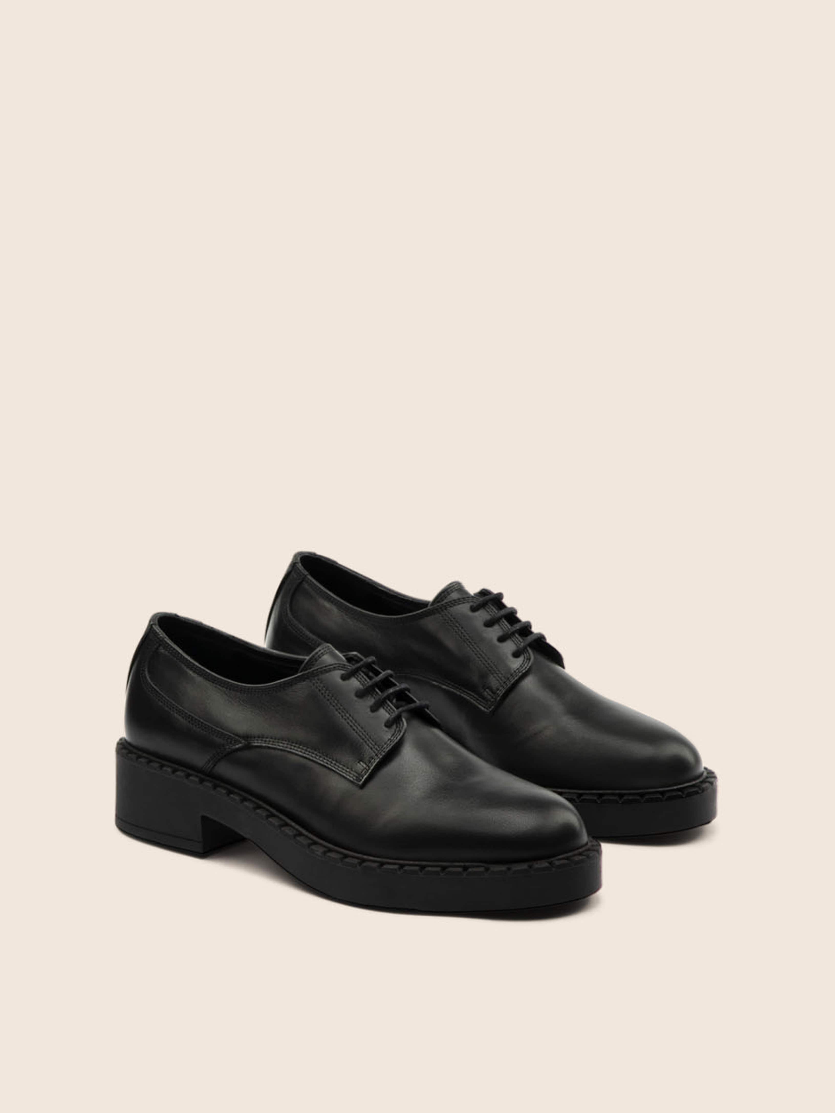 Parada Black Oxford