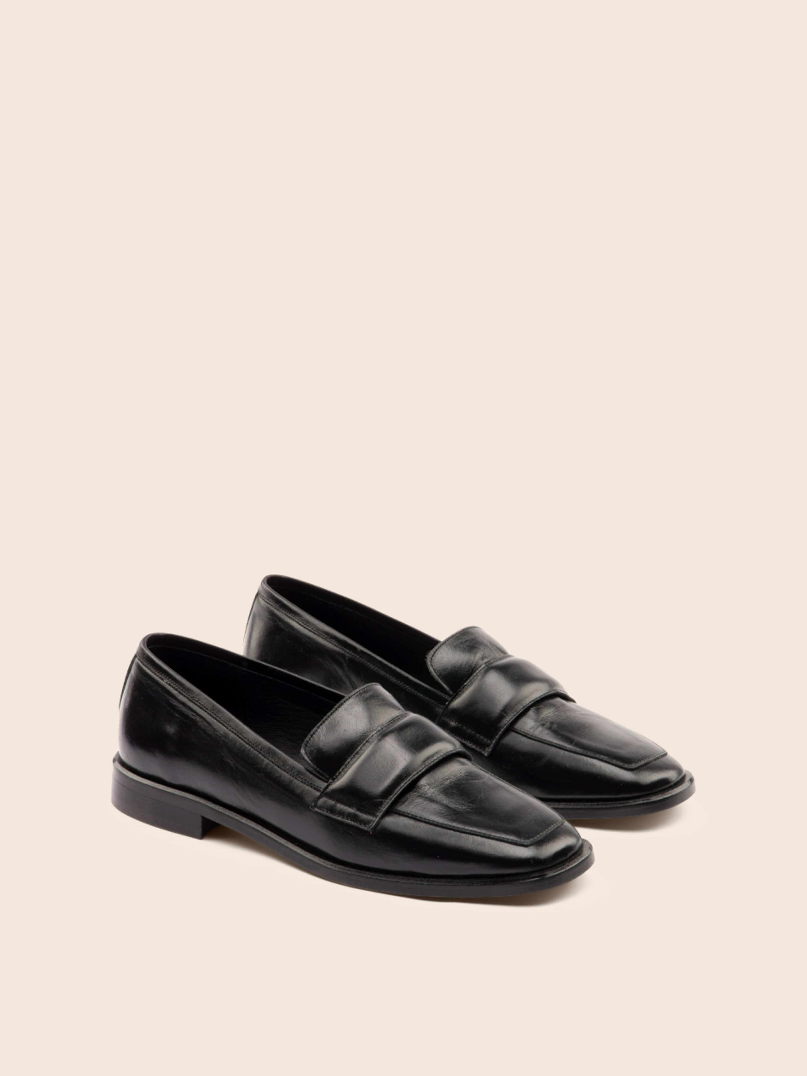 Sada Black Loafer