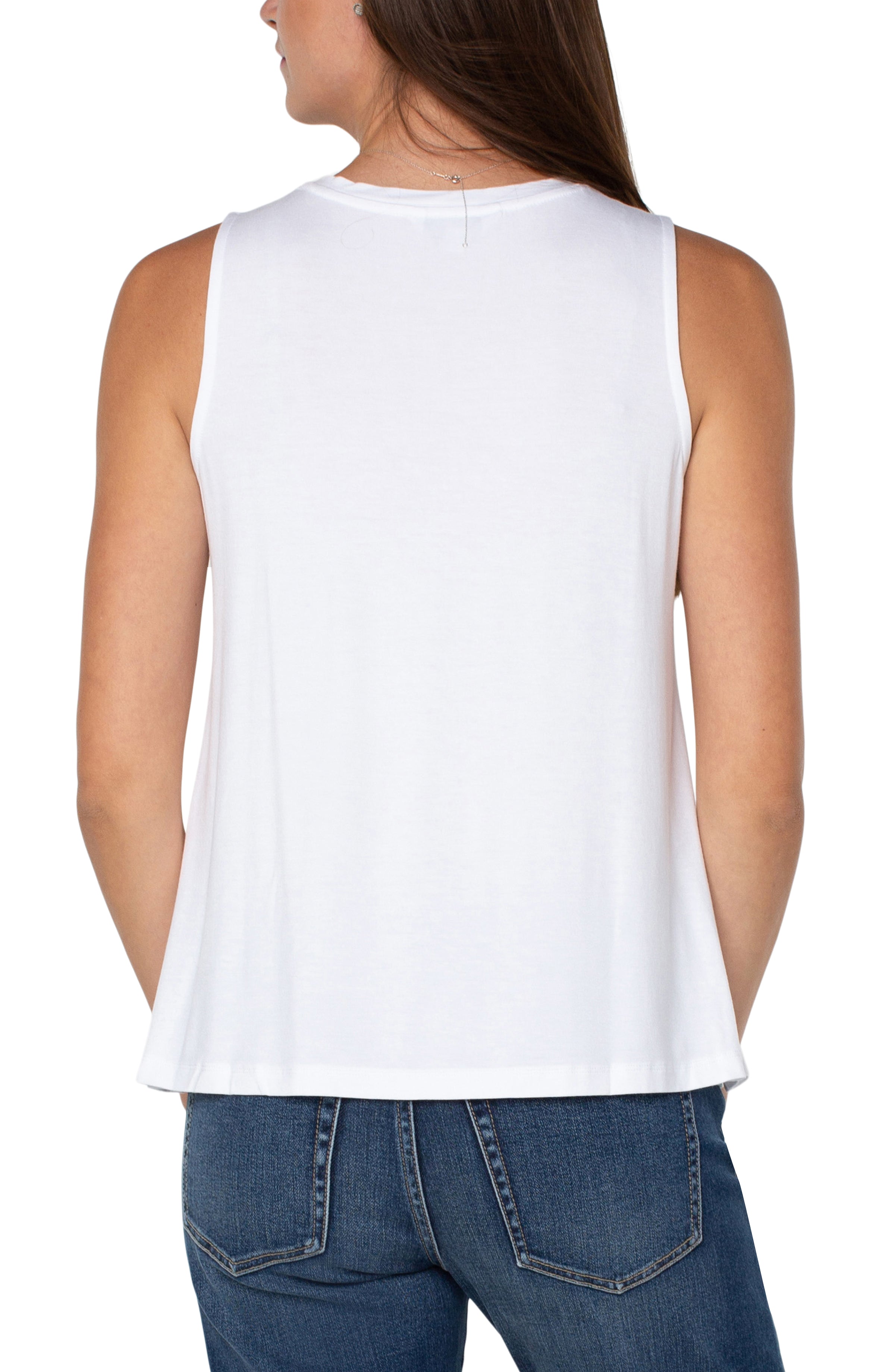 SLEEVELESS SCOOP NECK TANK